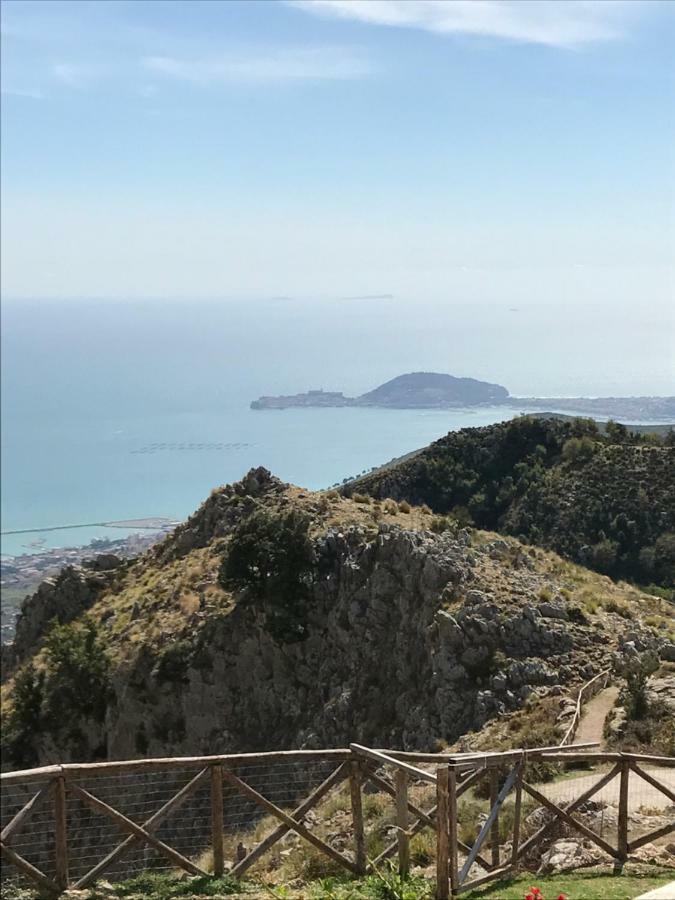 Relais Serapo 加埃塔 外观 照片
